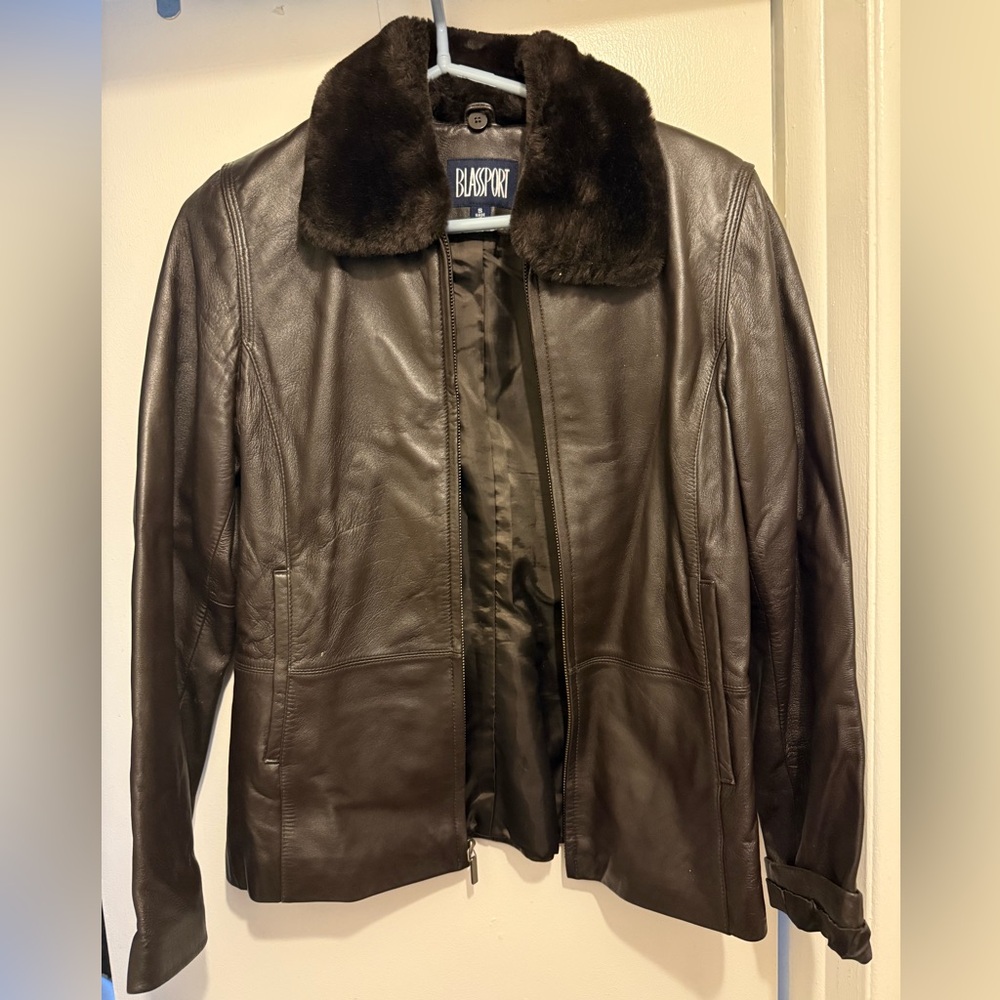 Vintage Genuine Chocolate Brown Leather Jacket w/ Faux Fur Collar – Size S